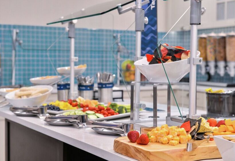 ホテル Homewood Suites By Hilton Des Moines Airport