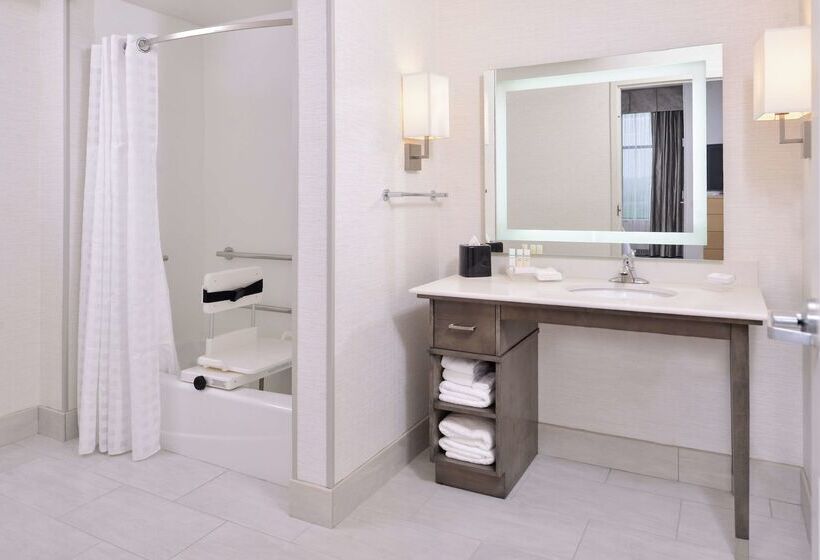 ホテル Homewood Suites By Hilton Des Moines Airport