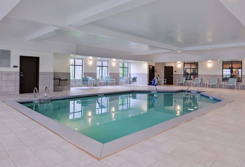 ホテル Homewood Suites By Hilton Des Moines Airport