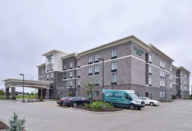 ホテル Homewood Suites By Hilton Des Moines Airport