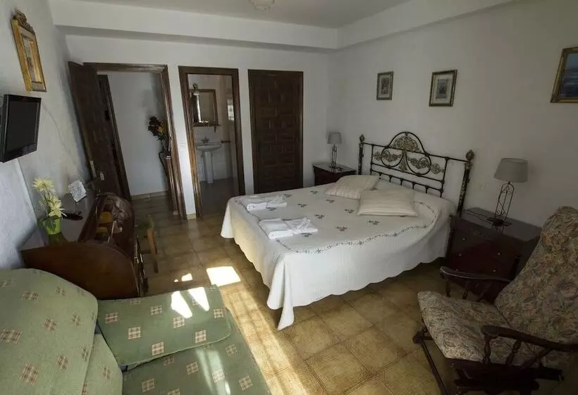 ホテル Meson Casa De Guzman