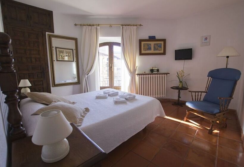 فندق Meson Casa De Guzman