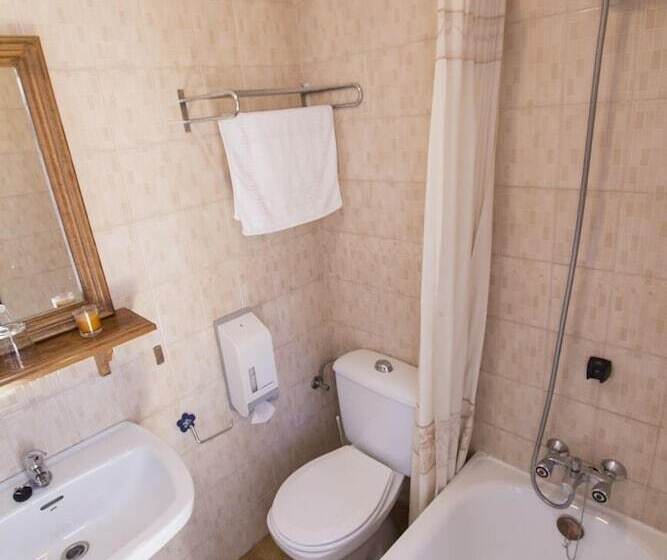 فندق Meson Casa De Guzman