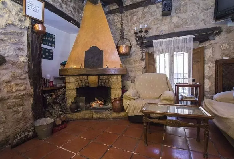 ホテル Meson Casa De Guzman