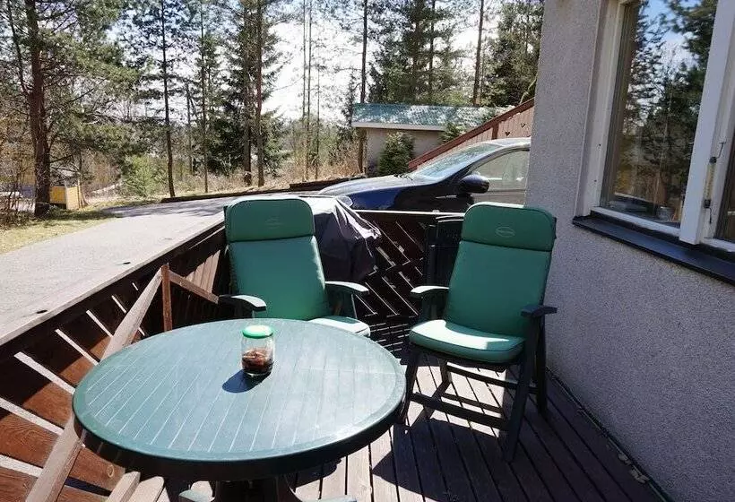 Hotel Mukava Maja Majoitus