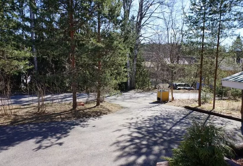 Hotel Mukava Maja Majoitus