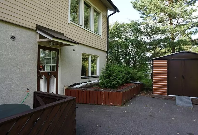 Hotel Mukava Maja Majoitus