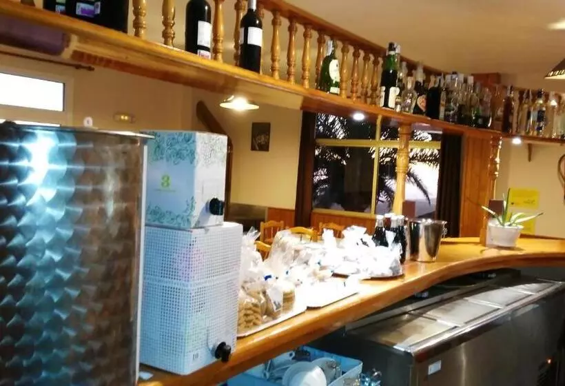 Hotelli Pension Amparo Las Hayas