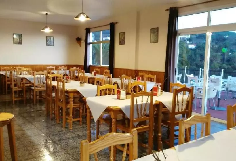 Hotelli Pension Amparo Las Hayas