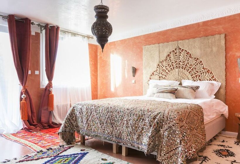Отель Riad Spa  Les Portes De L Orient  Tours