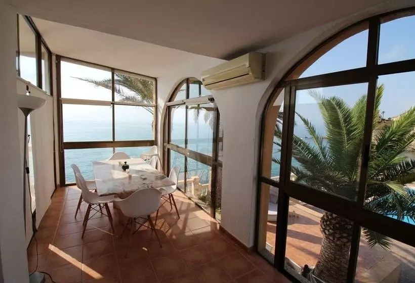 هتل Villa Mar