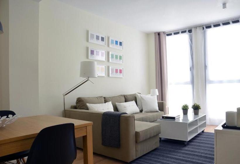 Singularstays Comedias