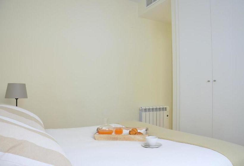 Singularstays Comedias