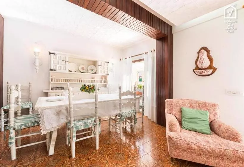 Villa Hibiscus