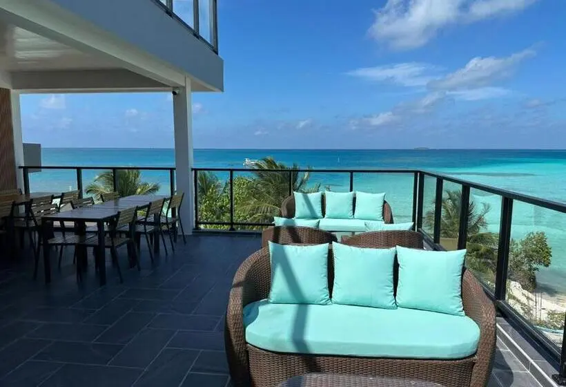 هتل Athiri Residence Dhiffushi