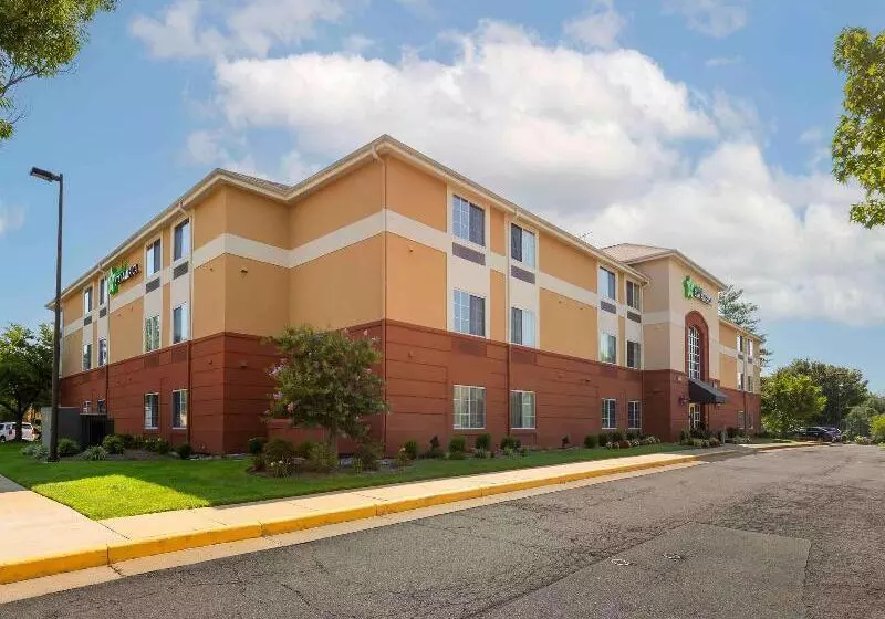 ホテル Mainstay Suites  Washington Dulles Airport