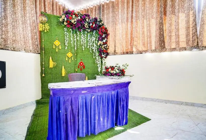 ホテル O Godavari Lawn