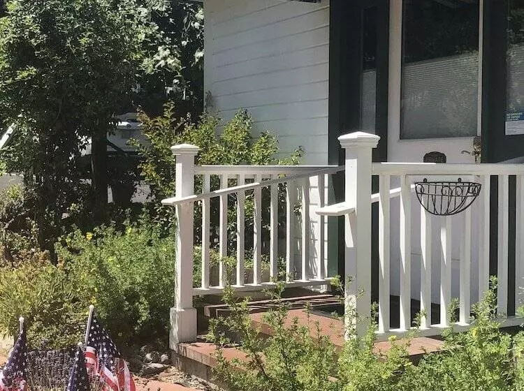 ホテル Abigail S Bed And Breakfast Inn