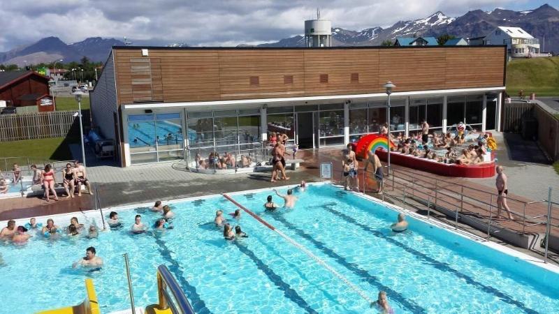 هتل Arnanes Country