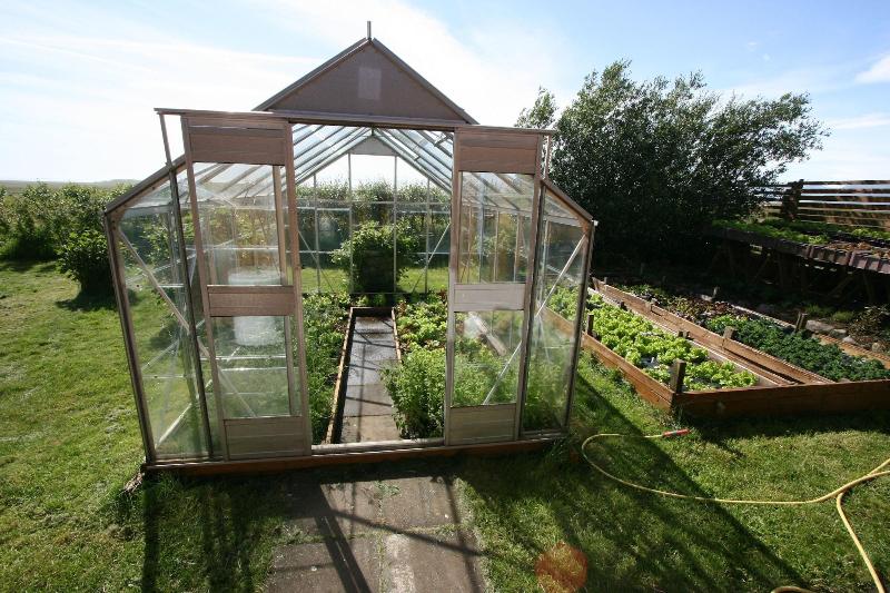 هتل Arnanes Country