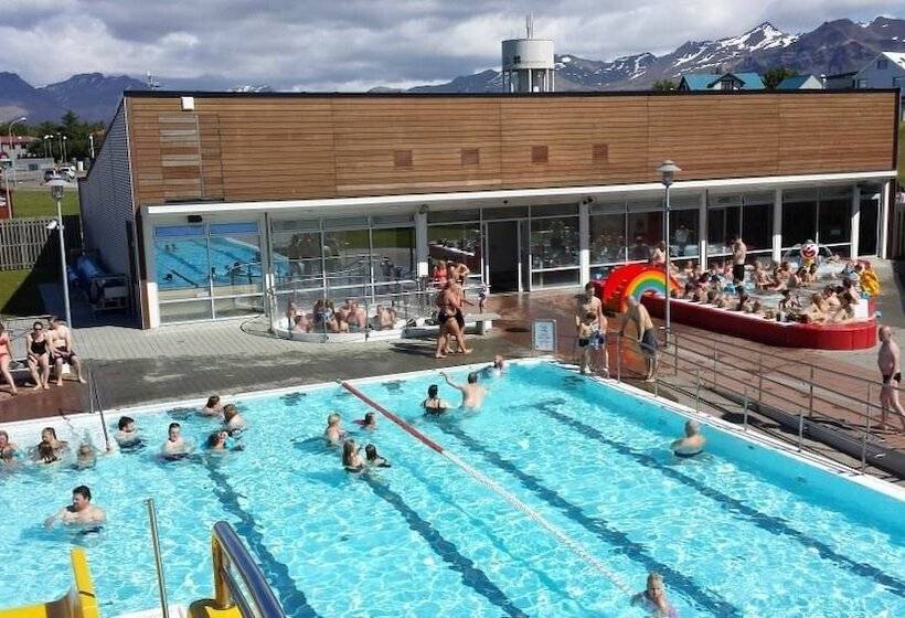 هتل Arnanes Country