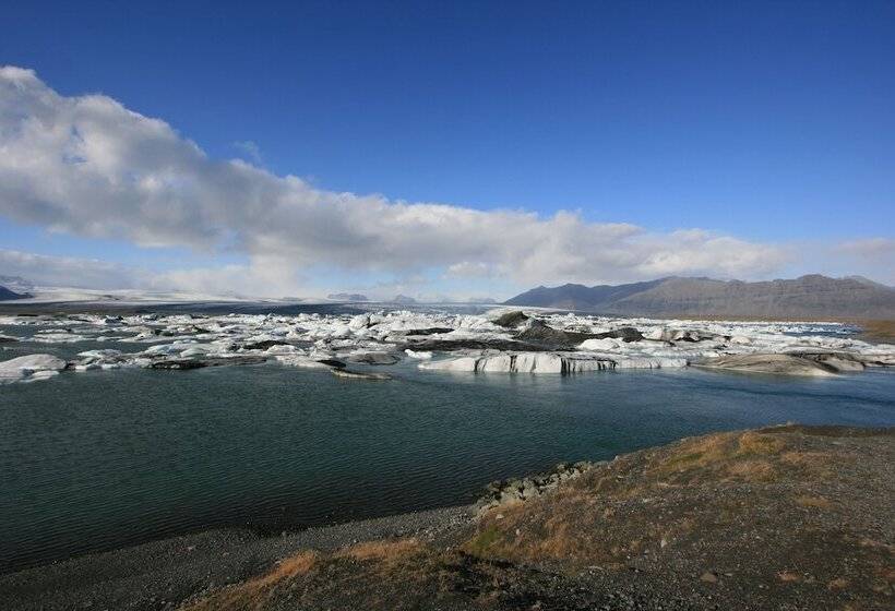 هتل Arnanes Country