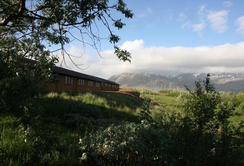 هتل Arnanes Country