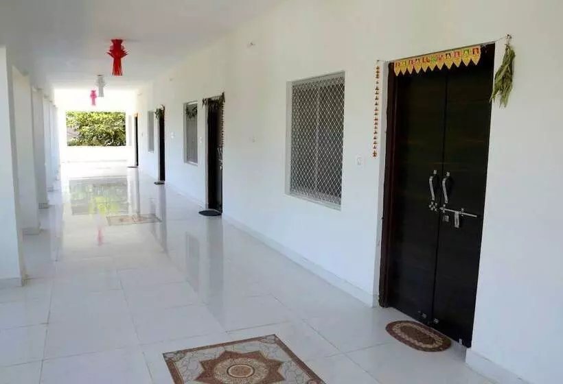 Hotell Backpacker Panda Chand Palace