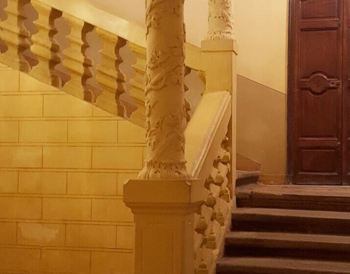 호텔 Dolphin's B&b