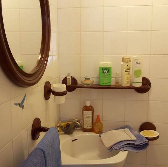 호텔 Dolphin's B&b