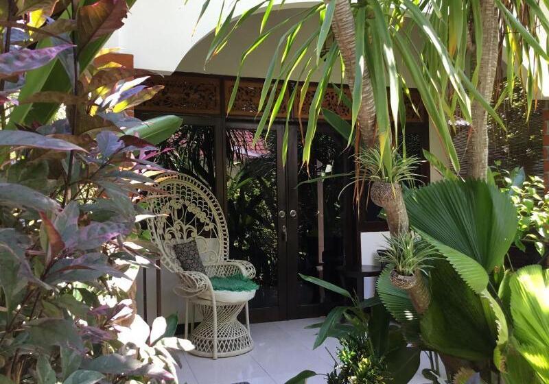 ホテル Gili Nyepi