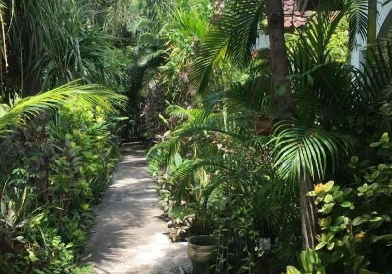 ホテル Gili Nyepi