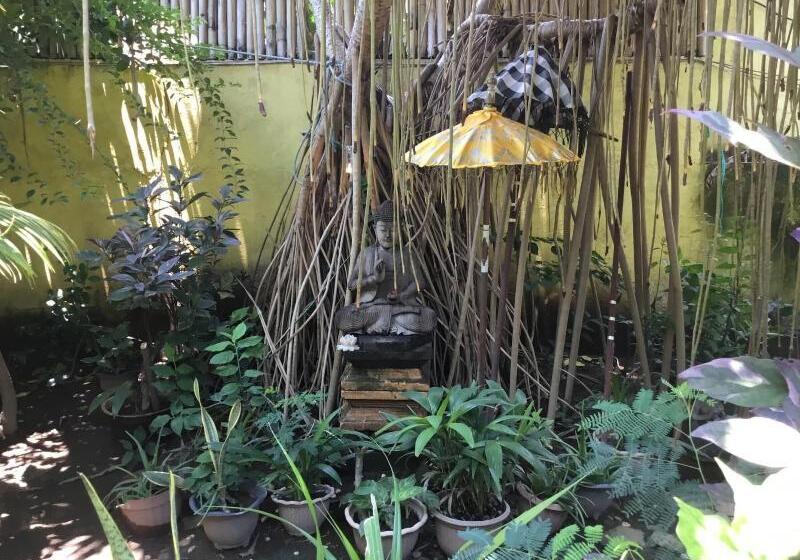 ホテル Gili Nyepi