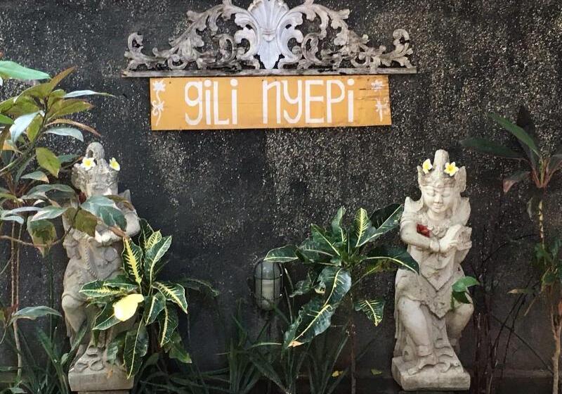 ホテル Gili Nyepi