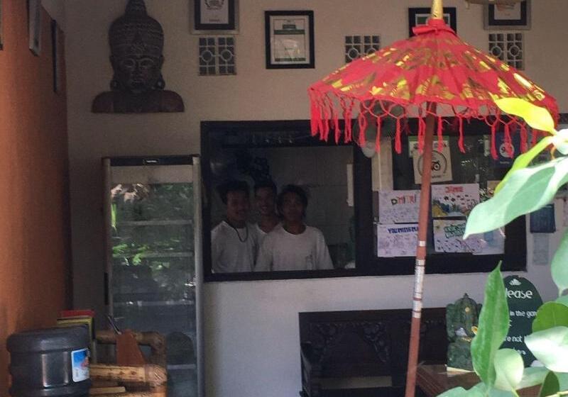 ホテル Gili Nyepi