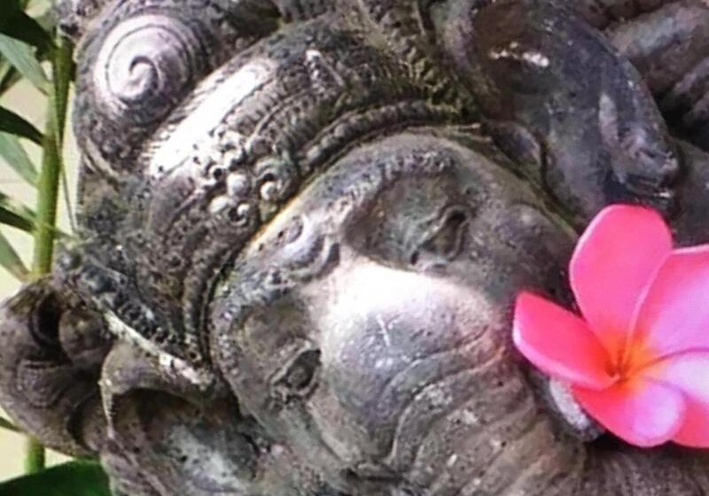 ホテル Gili Nyepi