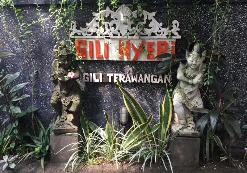 ホテル Gili Nyepi