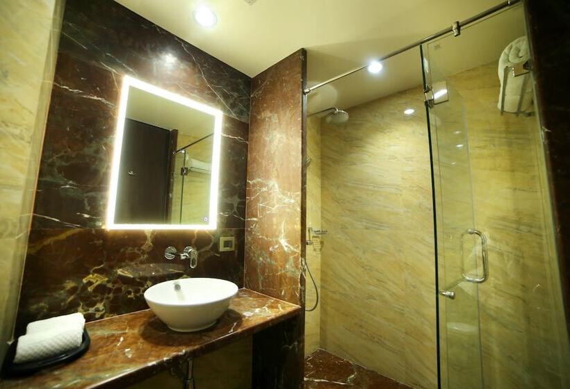 فندق Golden Blossom Imperial Resorts