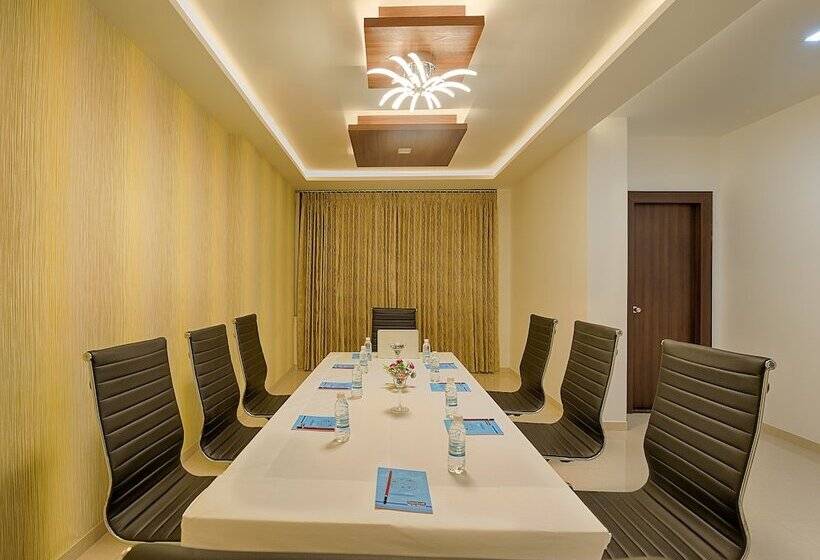 酒店 Holiday Residency Coimbatore