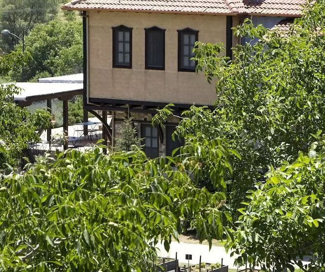 Hotelli Ktima Bellou