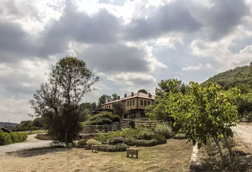 Hotelli Ktima Bellou