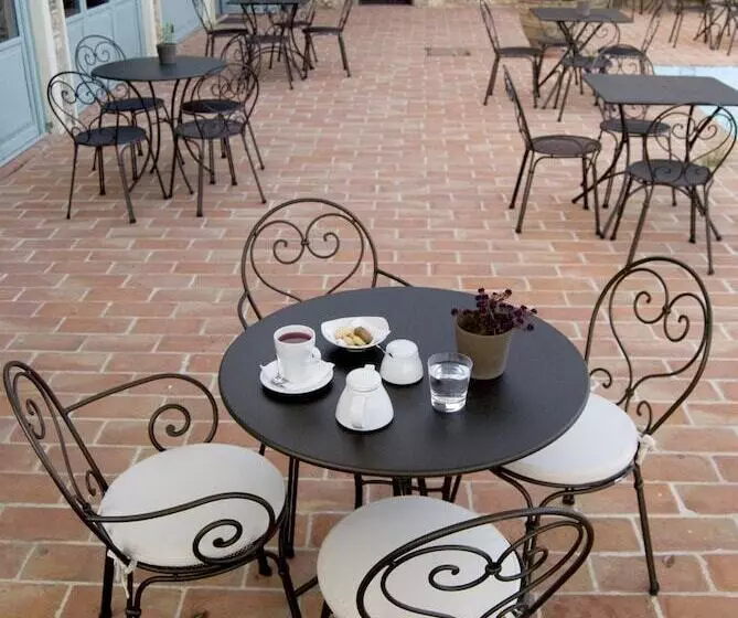 Hotelli Ktima Bellou