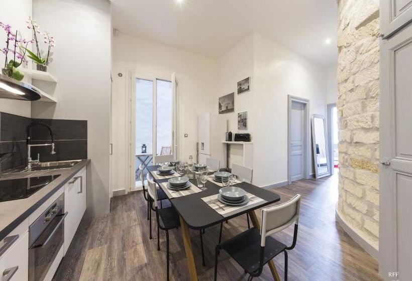 هتل La Comédie De Vanneau