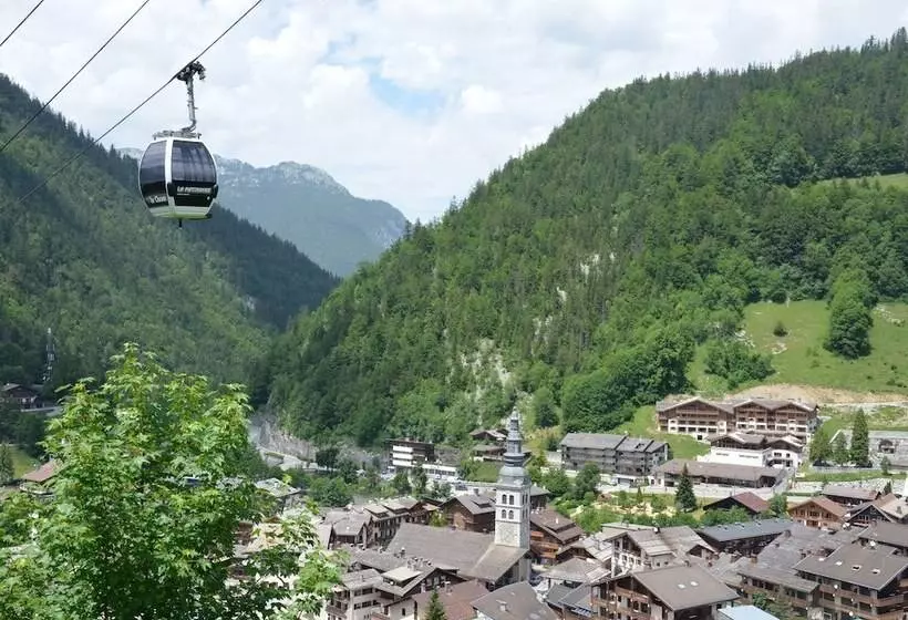 ホテル La Résidence