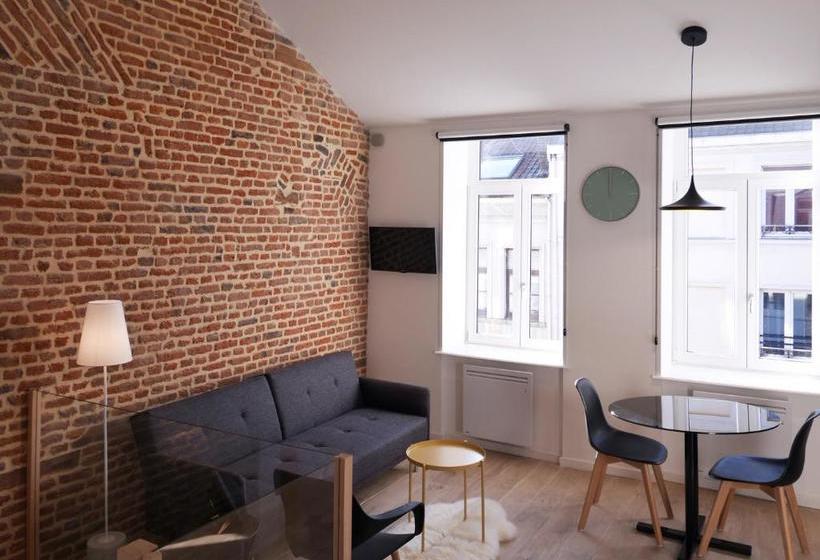 Отель Le Chat Qui Dort