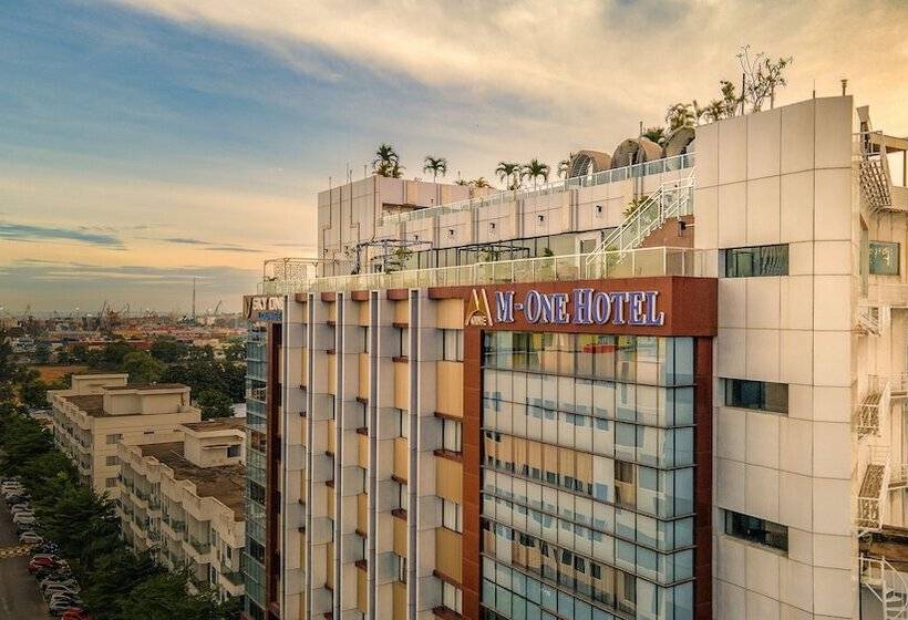 בית מלון כפרי M One