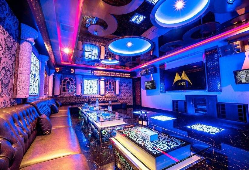 בית מלון כפרי M One