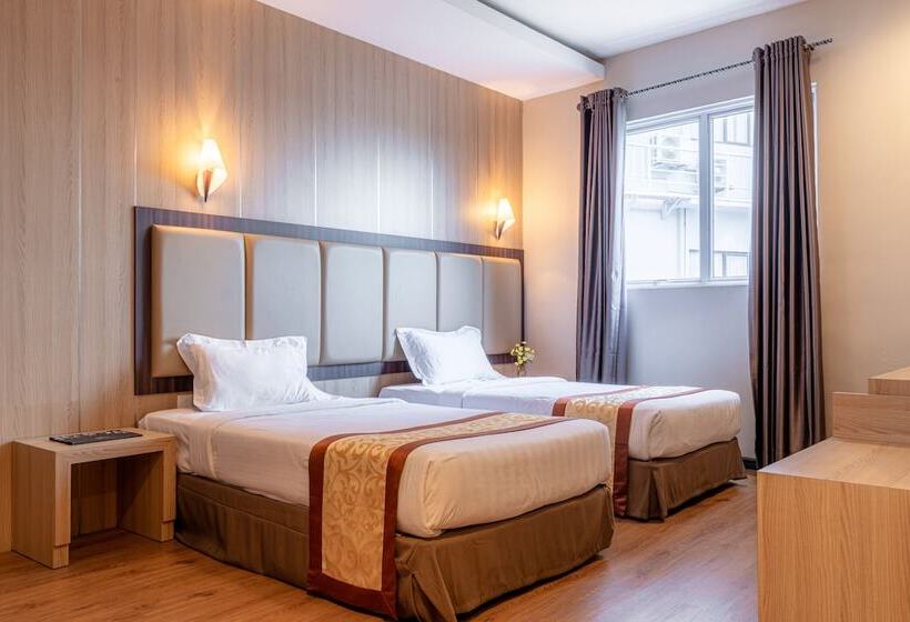 בית מלון כפרי M One