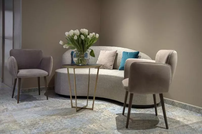 ホテル Mercure Paris Suresnes Longchamp