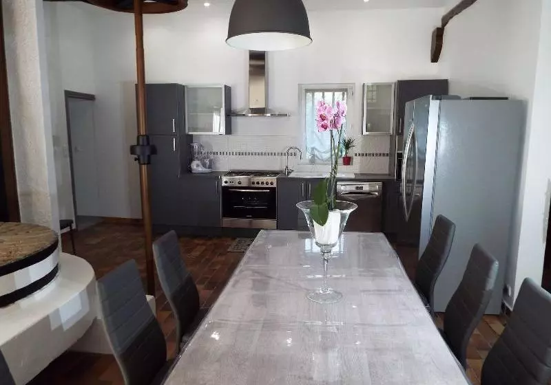 Hotelli Moulin De Tartay